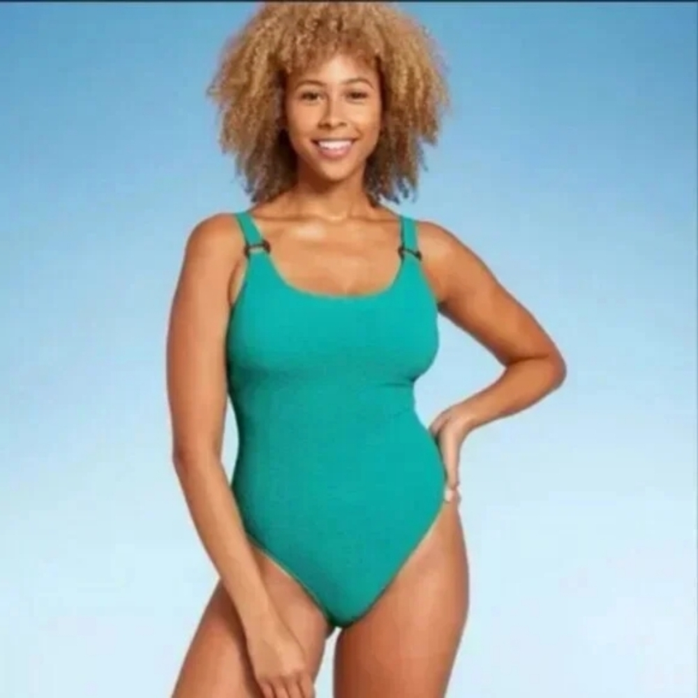 Shade & Shore Women's Square Neck Pucker High Leg Swimsuit. Sz 8 & 16. #C2